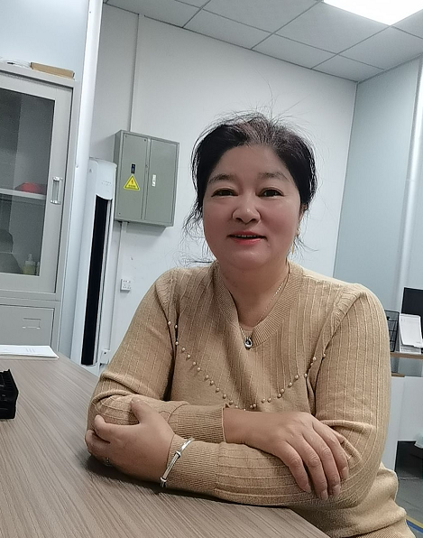杨树芬.png